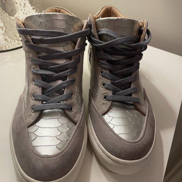 Silver Studded Platform Sneakers (37) - Picture 2 of 8